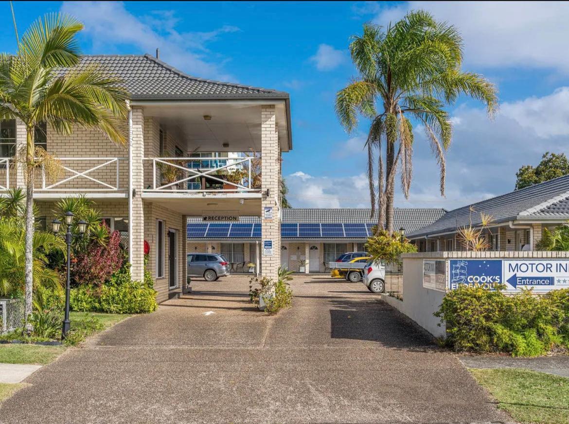 Cooks Endeavour Motor Inn Tweed Heads Eksteriør bilde