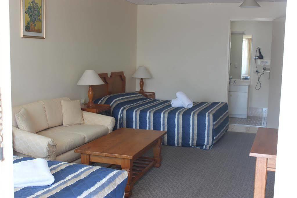 Cooks Endeavour Motor Inn Tweed Heads Eksteriør bilde